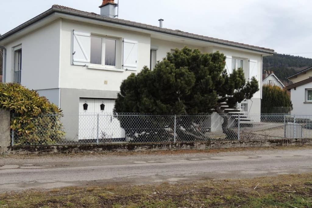 Maison indépend. 6 personnes à 10 mn de Gérardmer Granges-sur-Vologne Extérieur photo